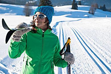 《咚奇刚：蕉力全开》17分钟展示 金刚和女搭档联力闯关